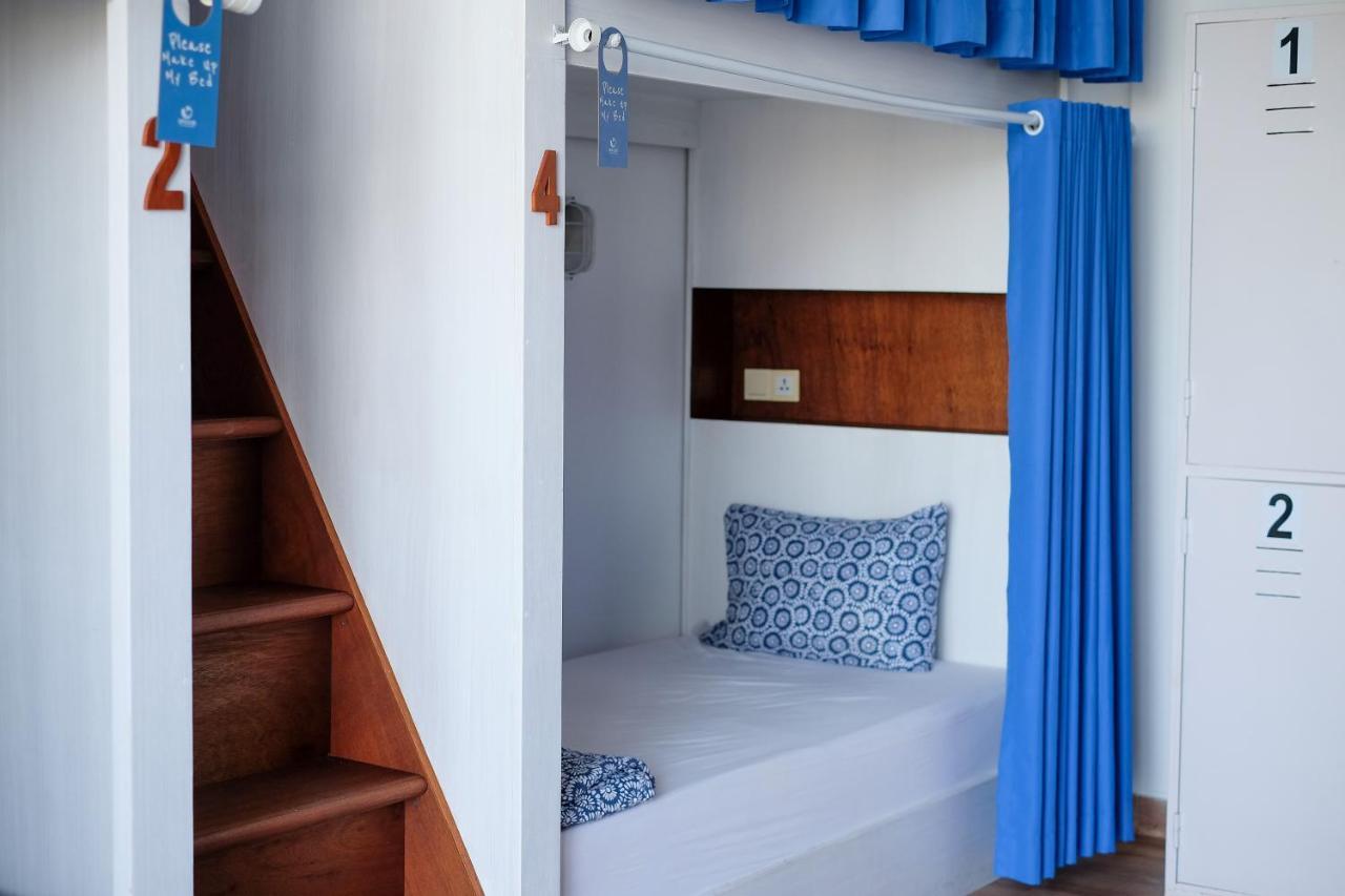 Hostel Dip & Doze Living Canggu Exterior foto
