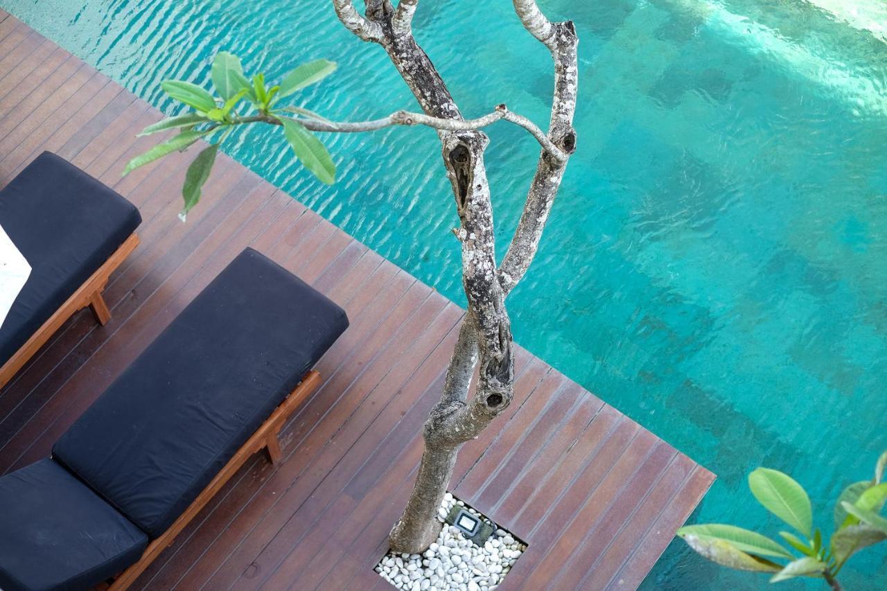 Hostel Dip & Doze Living Canggu Exterior foto